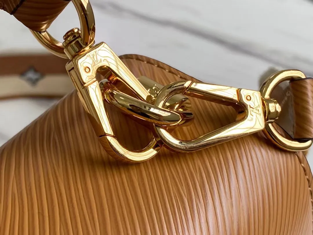 LOUIS VUITTON TWIST MM HANDBAG EPI GRAINED LEATHER GOLD CIPANGO M59026_7 LOUIS VUITTON TWIST MM HANDBAG EPI GRAINED LEATHER GOLD CIPANGO M59026 7