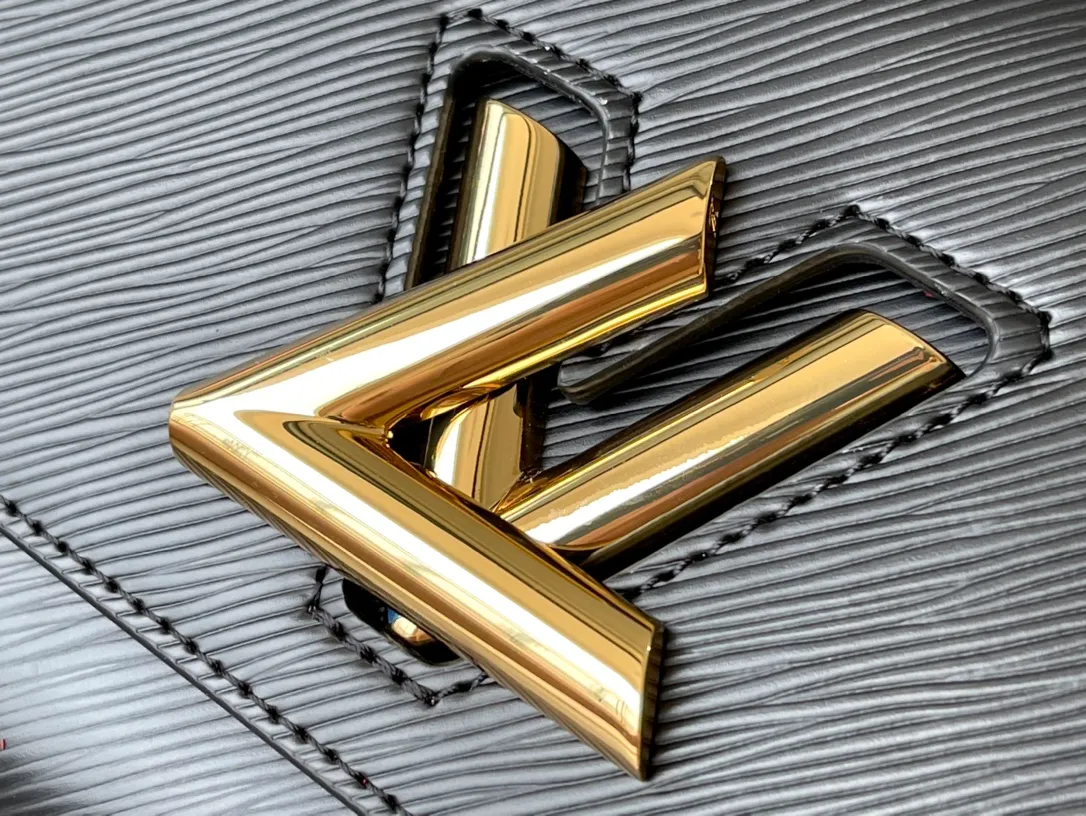 LOUIS VUITTON TWIST MM HANDBAG EPI GRAINED LEATHER NOIR BLACK M59027_6 LOUIS VUITTON TWIST MM HANDBAG EPI GRAINED LEATHER NOIR BLACK M59027 6