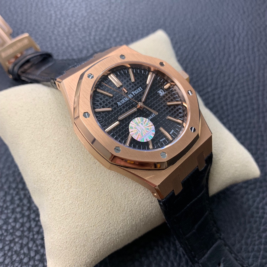 AUDEMARS-PIGUET-ROYAL-OAK-15400-PINK-GOLD-BLACK-STRAP-15400OR.OO.D002CR.01-02 AUDEMARS PIGUET ROYAL OAK 15400 PINK GOLD BLACK STRAP 15400OR.OO .D002CR.01 02