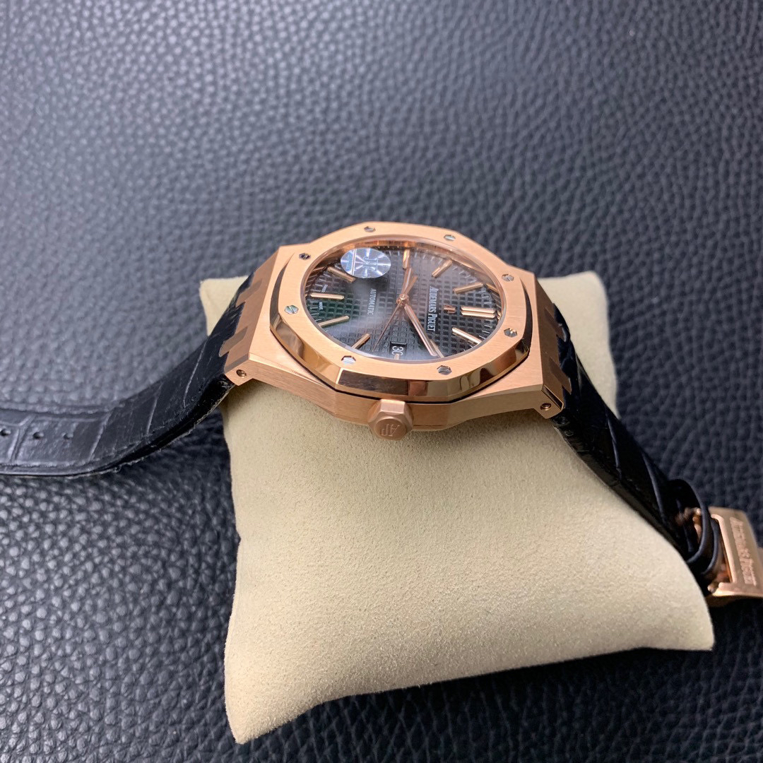 AUDEMARS-PIGUET-ROYAL-OAK-15400-PINK-GOLD-BLACK-STRAP-15400OR.OO.D002CR.01-03 AUDEMARS PIGUET ROYAL OAK 15400 PINK GOLD BLACK STRAP 15400OR.OO .D002CR.01 03