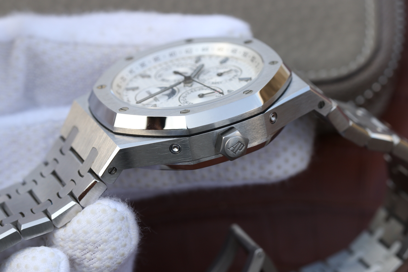 AUDEMARS-PIGUET-ROYAL-OAK-PERPETUAL-CALENDAR-41-STAINLESS-STEEL-SILVER-05 AUDEMARS PIGUET ROYAL OAK PERPETUAL CALENDAR 41 STAINLESS STEEL SILVER 05