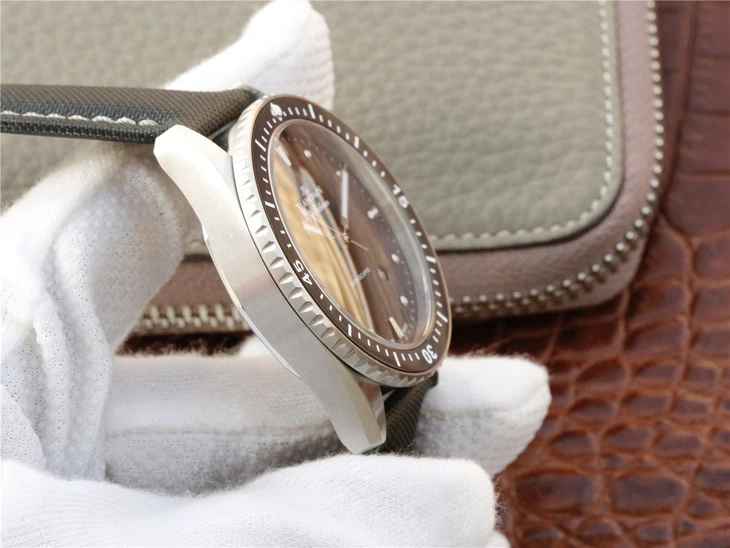 BLANCPAIN-FIFTY-FATHOMS-BATHYSCAPHE-STAINLESS-STEEL-GREY-BLACK-CANVAS-5000-1110-B52A_5 BLANCPAIN FIFTY FATHOMS BATHYSCAPHE STAINLESS STEEL GREY BLACK CANVAS 5000 1110 B52A 5