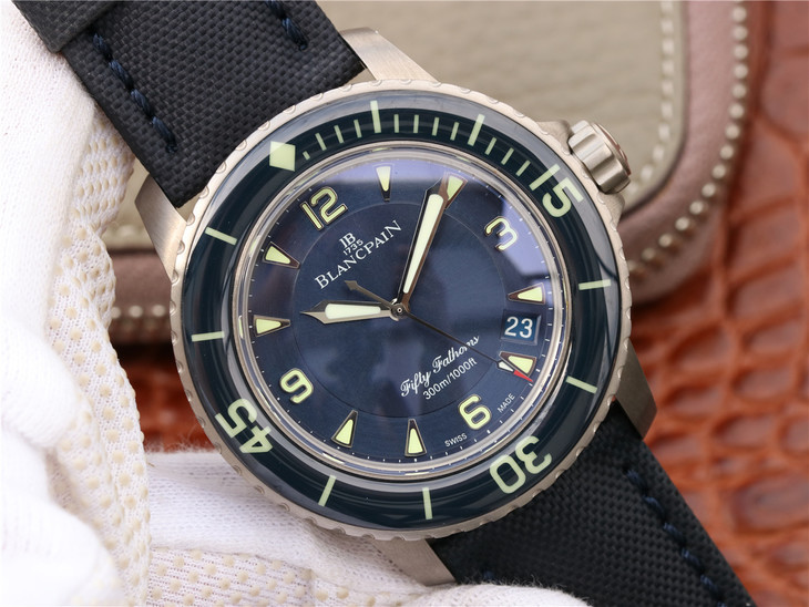 BLANCPAIN-FIFTY-FATHOMS-BLUE-BLUE-BLUE-NATO-5015-12B40-NAOA-02 BLANCPAIN FIFTY FATHOMS BLUE BLUE BLUE NATO 5015 12B40 NAOA 02