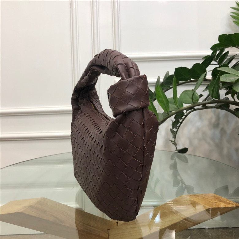 BOTTEGA-VENETA-JODIE-SMALL-SHOULDER-BAG-FONDANT-600261VCPP02132-02 BOTTEGA VENETA JODIE SMALL SHOULDER BAG FONDANT 600261VCPP02132 02