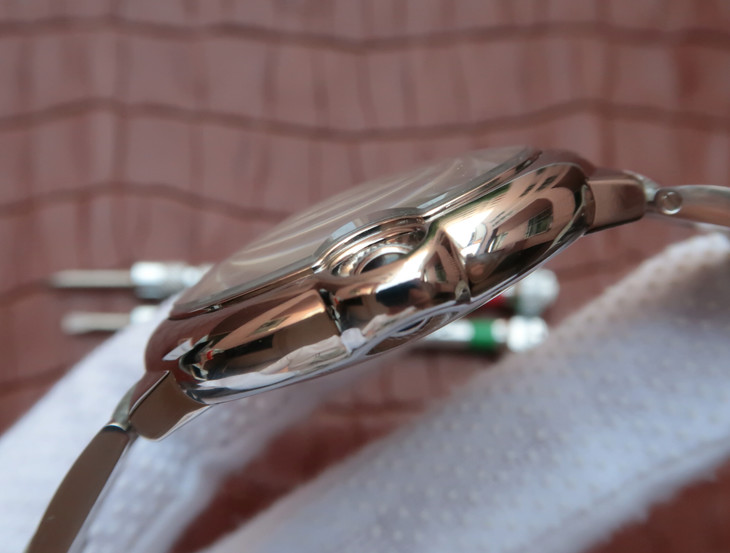 CARTIER-BALLON-BLUE-DE-CARTIER-42-AUTOMATIC-STAINLESS-STEEL-SILVER-BRACELET-W69012Z4-04 CARTIER BALLON BLUE DE CARTIER 42 AUTOMATIC STAINLESS STEEL SILVER BRACELET W69012Z4 04