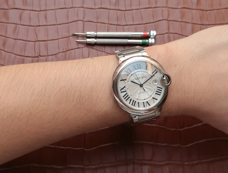 CARTIER-BALLON-BLUE-DE-CARTIER-42-AUTOMATIC-STAINLESS-STEEL-SILVER-BRACELET-W69012Z4-09 CARTIER BALLON BLUE DE CARTIER 42 AUTOMATIC STAINLESS STEEL SILVER BRACELET W69012Z4 09