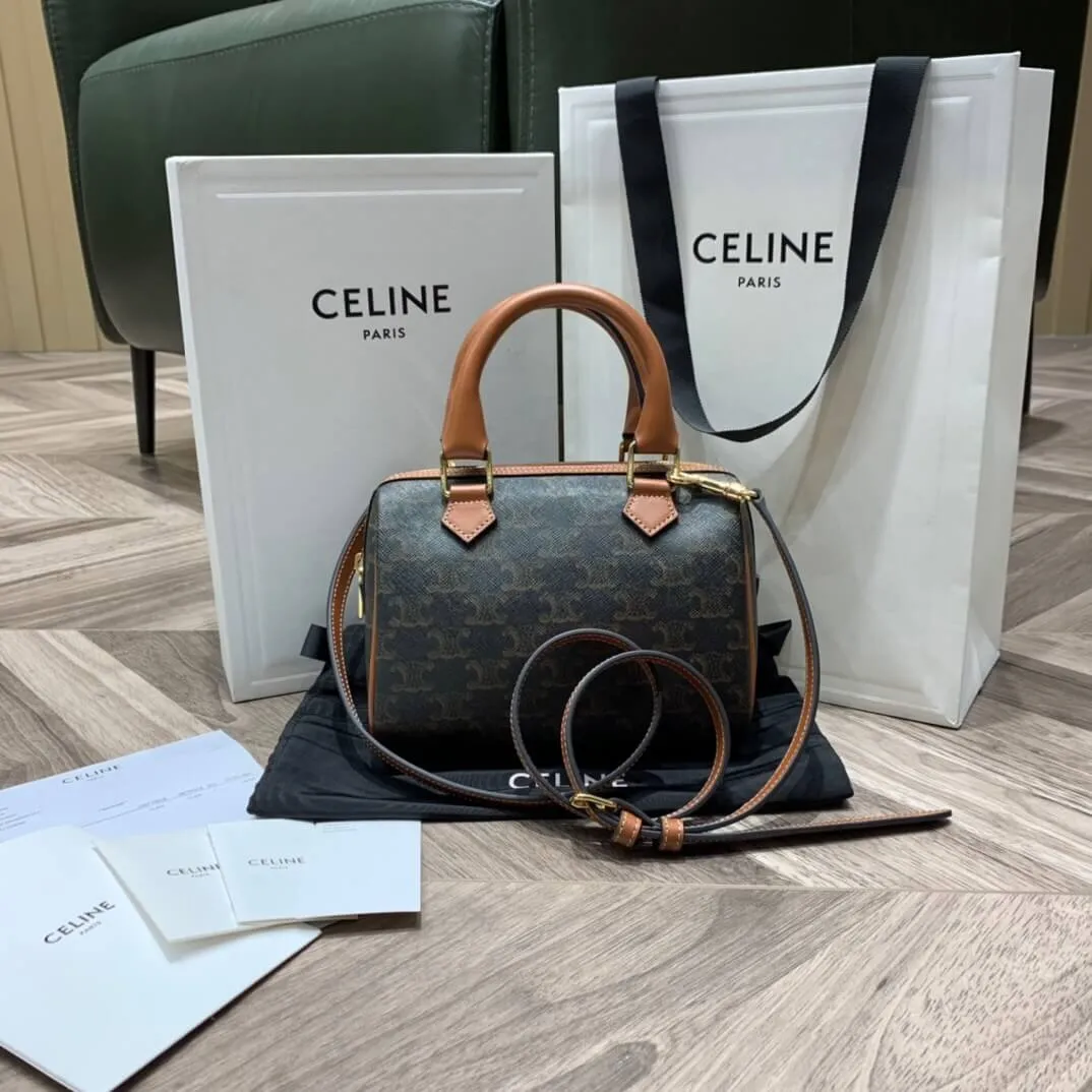 CELINE SMALL BOSTON IN TRIOMPHE CANVAS AND CALFSKIN TAN 197582CAS.04LU_11 CELINE SMALL BOSTON IN TRIOMPHE CANVAS AND CALFSKIN TAN 197582CAS.04LU 11
