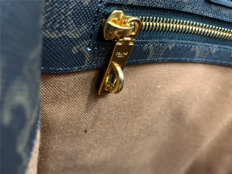 CELINE-VERTICAL-CABAS-IN-TRIOMPHE-CANVAS-WITH-CELINE-PRINT-191492CIM.38NO-09 CELINE VERTICAL CABAS IN TRIOMPHE CANVAS WITH CELINE PRINT 191492CIM.38NO 09