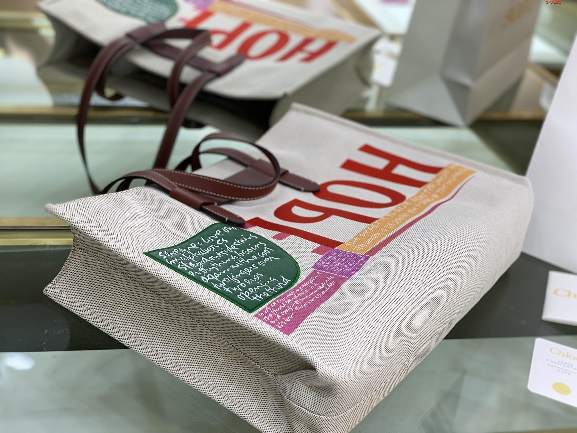 CHLOE-CORITA-KENT-LARGE-TOTE-SHINY-CALFSKIN-CHC21US384E6927S-05 CHLOE CORITA KENT LARGE TOTE SHINY CALFSKIN CHC21US384E6927S 05