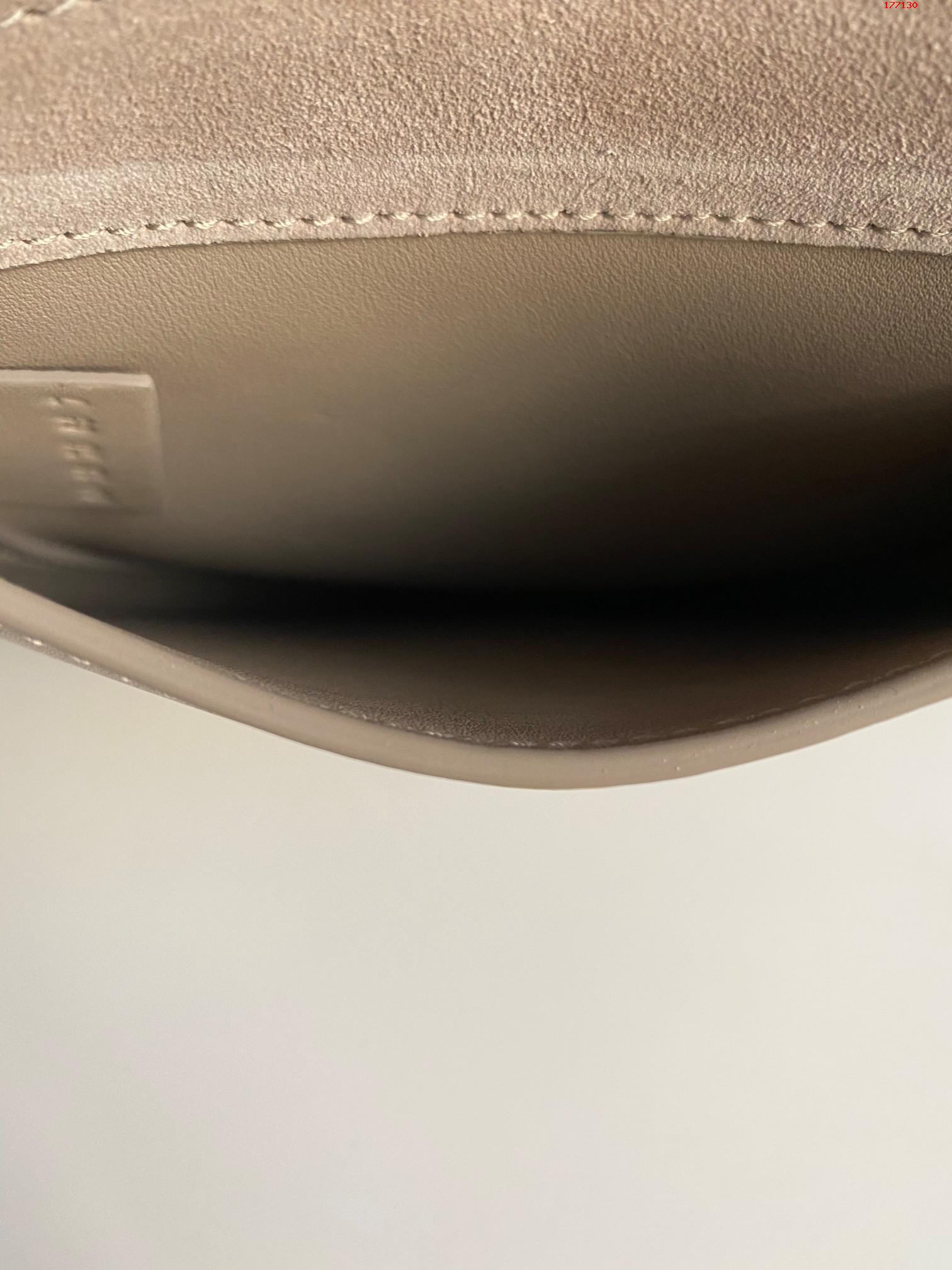 CHLOE-TESS-SMALL-BAG-IN-SHINY-&-SUEDE-CALFSKIN-MOTTY-GRAY-CHC18WS153A3723W-08 CHLOE TESS SMALL BAG IN SHINY SUEDE CALFSKIN MOTTY GRAY CHC18WS153A3723W 08