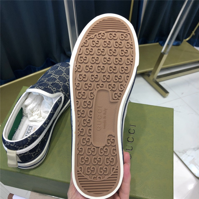 GUCCI-MEN'S-TENNIS-1977-SLIP-ON-SNEAKER-BLUE-643489-2KQ20-4465-09 GUCCI MENS TENNIS 1977 SLIP ON SNEAKER BLUE 643489 2KQ20 4465 09