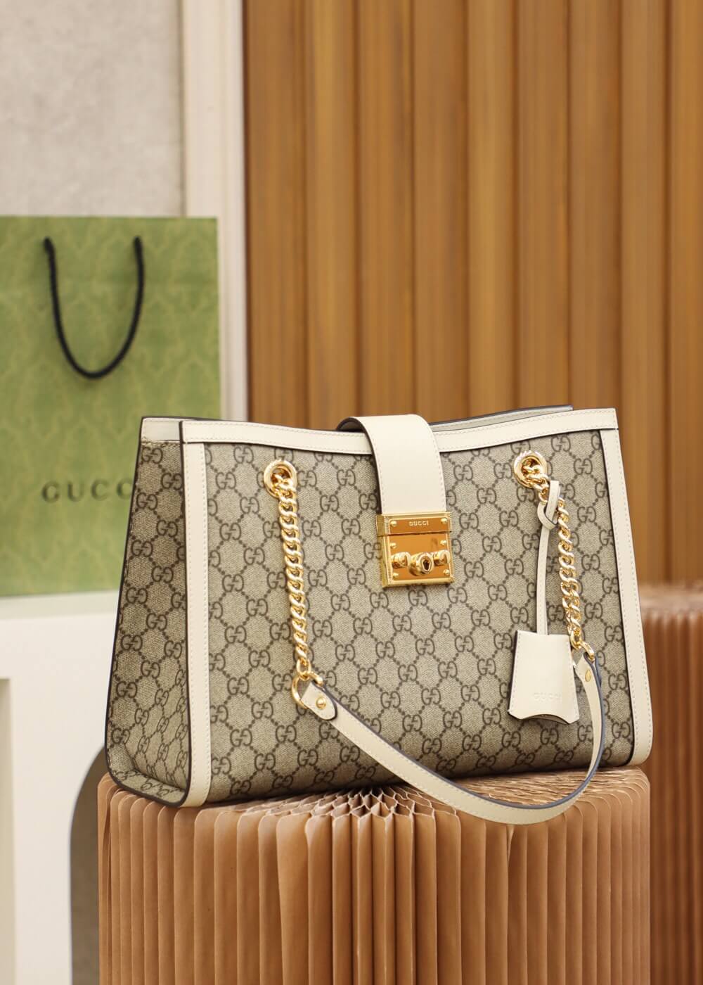 GUCCI-PADLOCK-MEDIUM-GG-SHOULDER-BAG-BEIGEEBONY-GG-SUPREME-CANVAS-WHITE-479197-02 GUCCI PADLOCK MEDIUM GG SHOULDER BAG BEIGEEBONY GG SUPREME CANVAS WHITE 479197 02