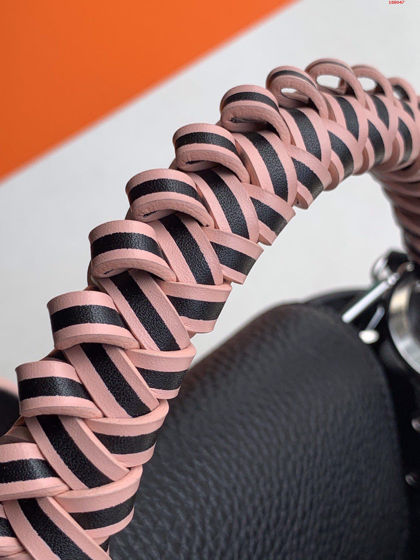 LOUIS-VUITTON-CAPUCINES-BB-BLACK-M56408-07 LOUIS VUITTON CAPUCINES BB BLACK M56408 07