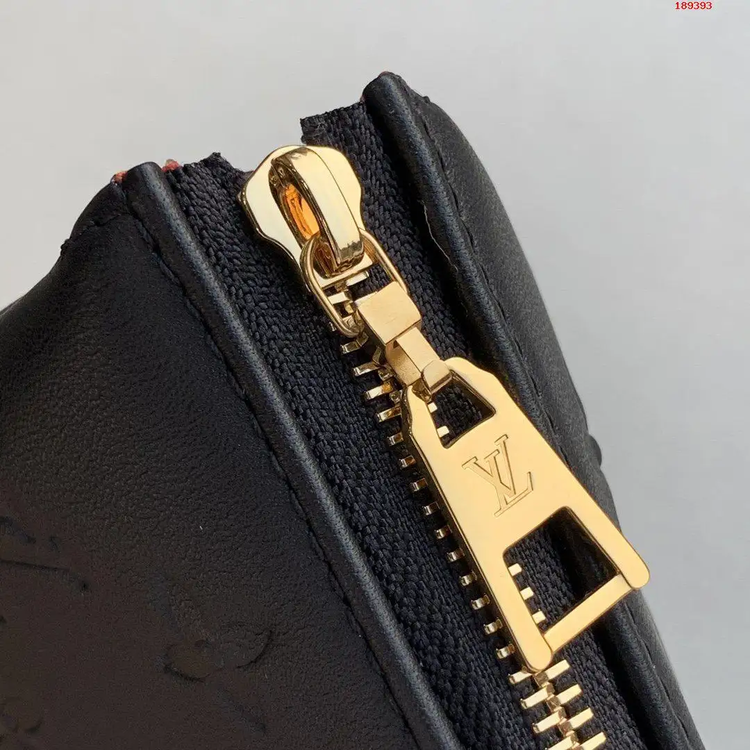 LOUIS VUITTON COUSSIN BB HANDBAG MONOGRAM-EMBOSSED PUFFY LAMBSKIN BLACK M59598_5 LOUIS VUITTON COUSSIN BB HANDBAG MONOGRAM EMBOSSED PUFFY LAMBSKIN BLACK M59598 5