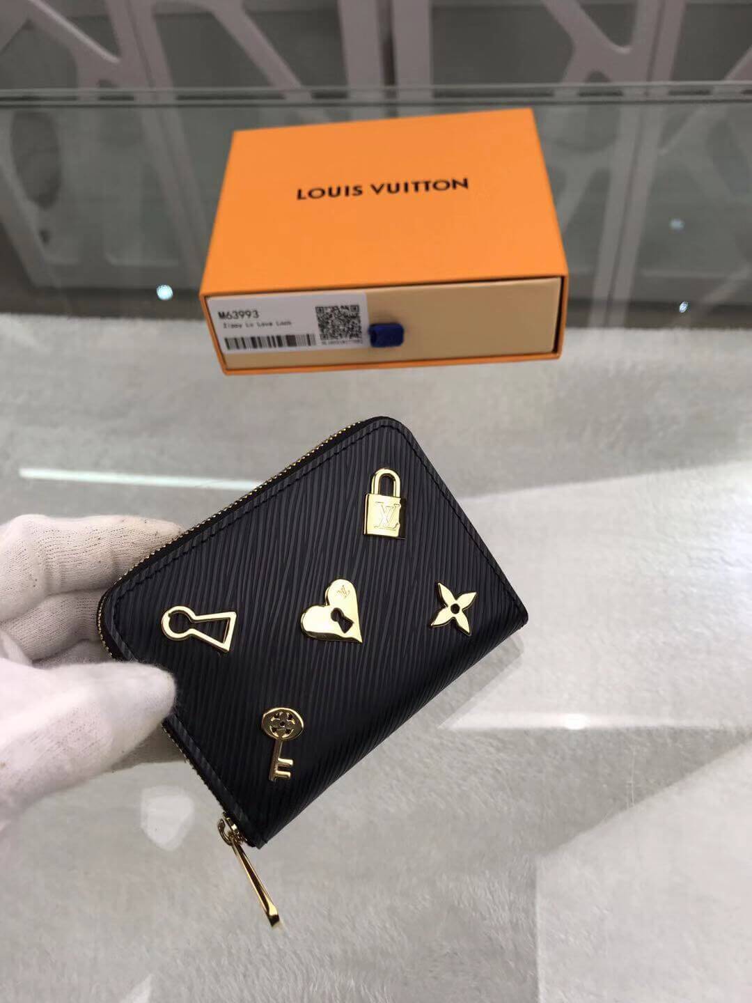 LOUIS-VUITTON-ZIPPY-COIN-PURSE-BLACK-M63993-06 LOUIS VUITTON ZIPPY COIN PURSE BLACK M63993 06