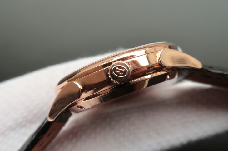 PARMIGIANI-FLEURIER-TONDA-1950-ROSE-GOLD-GRAPHITE-ALLIGATOR-05 PARMIGIANI FLEURIER TONDA 1950 ROSE GOLD GRAPHITE ALLIGATOR 05