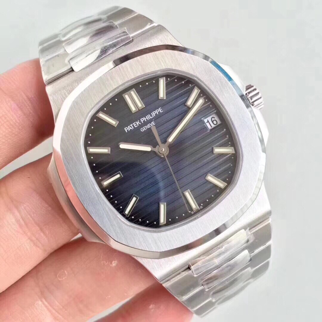PATEK-PHILIPPE-NAUTILUS-5711-STAINLESS-STEEL-BLUE-57111A-010-03 PATEK PHILIPPE NAUTILUS 5711 STAINLESS STEEL BLUE 57111A 010 03