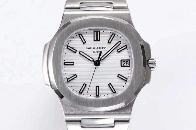 PATEK-PHILIPPE-NAUTILUS-5711-STAINLESS-STEEL-WHITE-57111A-011-02 PATEK PHILIPPE NAUTILUS 5711 STAINLESS STEEL WHITE 57111A 011 02