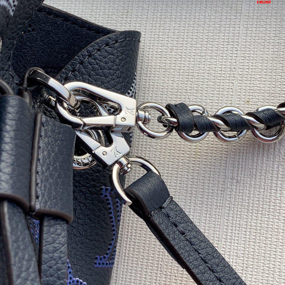 louis-vuitton-bella-mahina-handbags-M59552-05 louis vuitton bella mahina handbags M59552 05