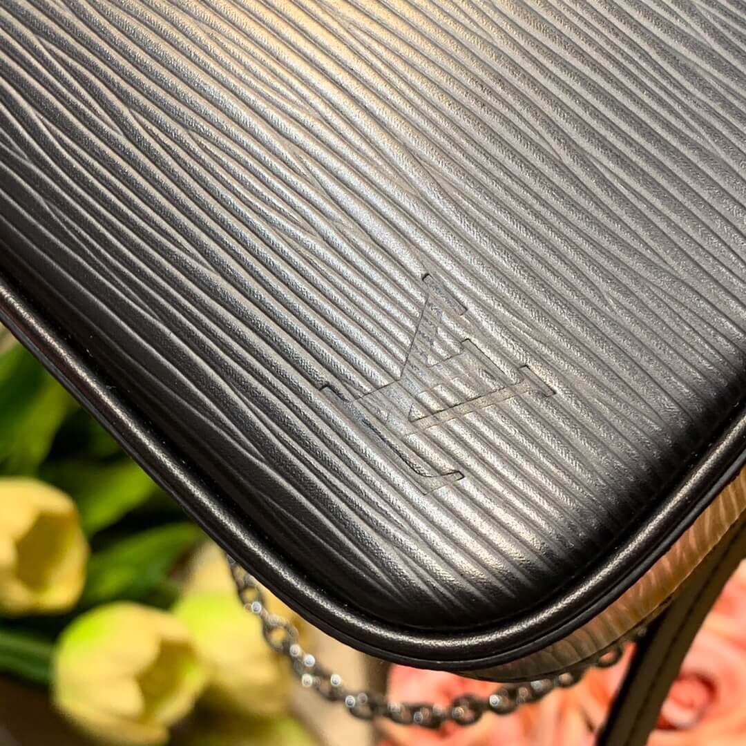 louis-vuitton-easy-pouch-on-strap-epi-leather-wallets-and-small-leather-goods-M80471-06 louis vuitton easy pouch on strap epi leather wallets and small leather goods M80471 06