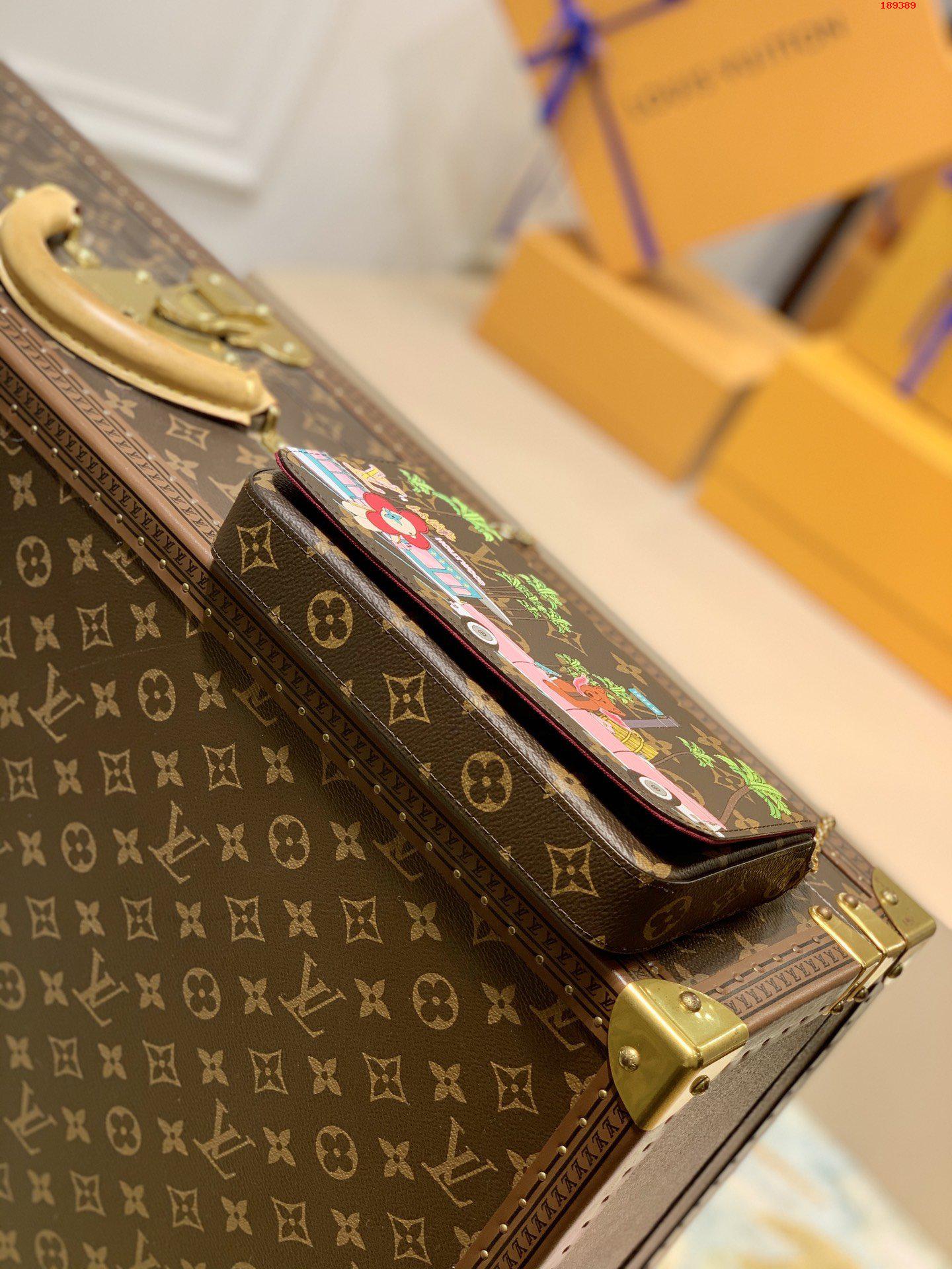 louis-vuitton-félicie-pochette-monogram-canvas-wallets-and-small-leather-goods-M80859-04 louis vuitton felicie pochette monogram canvas wallets and small leather goods M80859 04