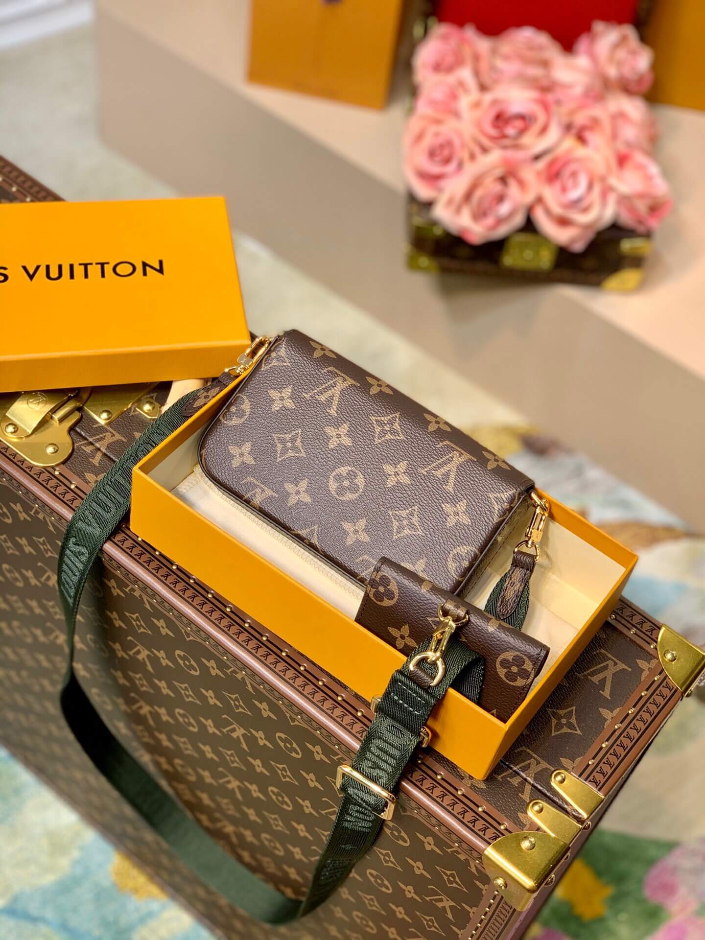 louis-vuitton-félicie-strap-go-monogram-canvas-wallets-and-small-leather-goods-M80091-02 louis vuitton felicie strap go monogram canvas wallets and small leather goods M80091 02