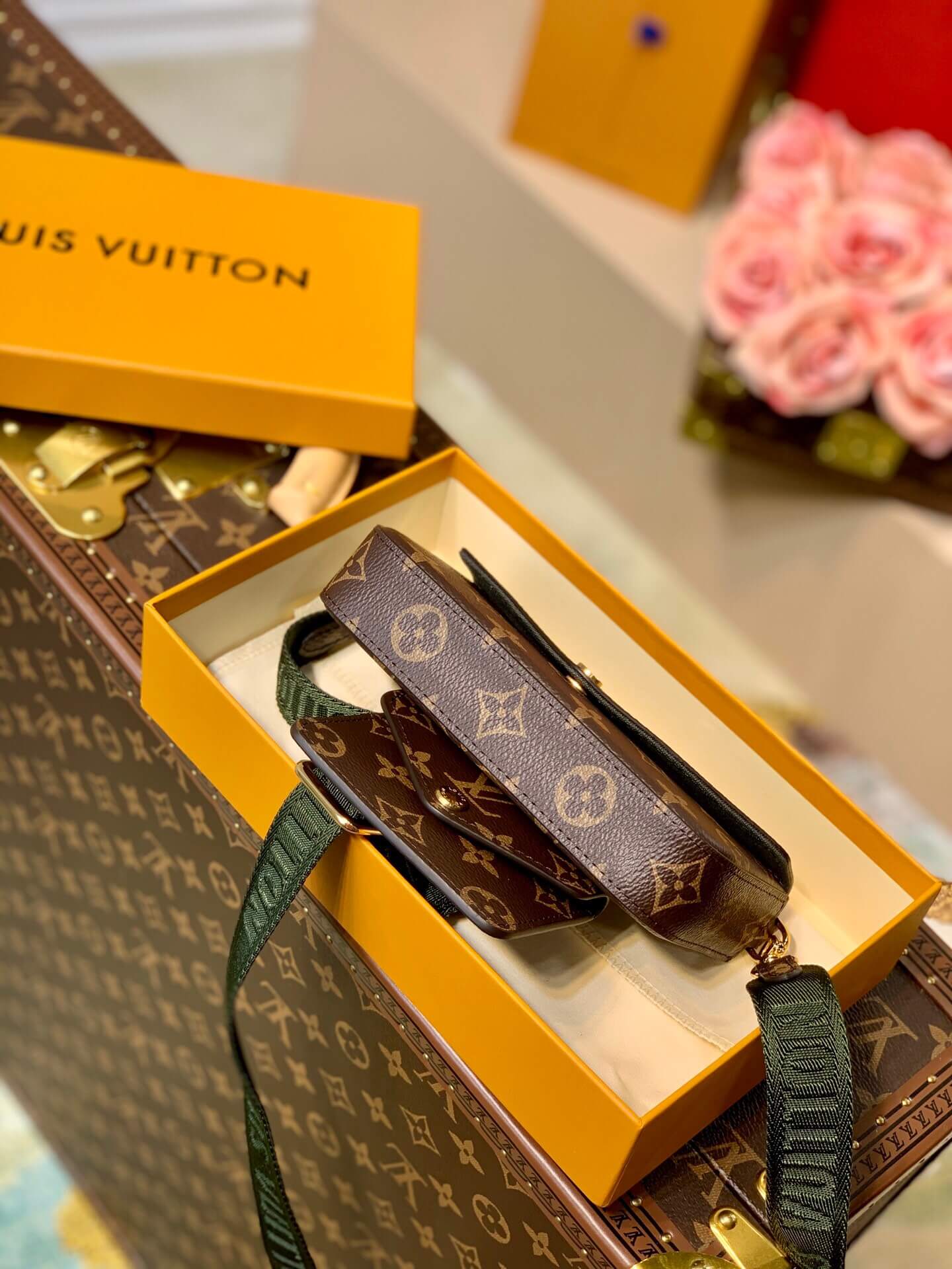 louis-vuitton-félicie-strap-go-monogram-canvas-wallets-and-small-leather-goods-M80091-03 louis vuitton felicie strap go monogram canvas wallets and small leather goods M80091 03