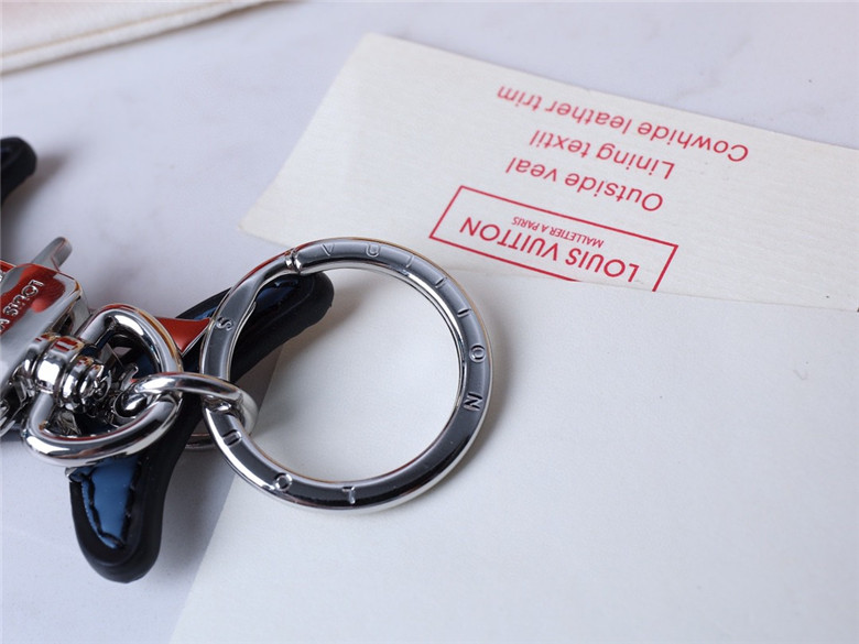 louis-vuitton-lv-aquatics-bag-charm-and-key-holder-MP2978-06 louis vuitton lv aquatics bag charm and key holder MP2978 06