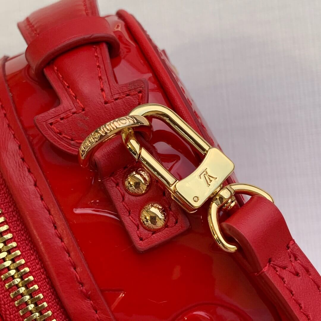 louis-vuitton-mini-boite-chapeau-monogram-vernis-leather-wallets-and-small-leather-goods-M90498-06 louis vuitton mini boite chapeau monogram vernis leather wallets and small leather goods M90498 06