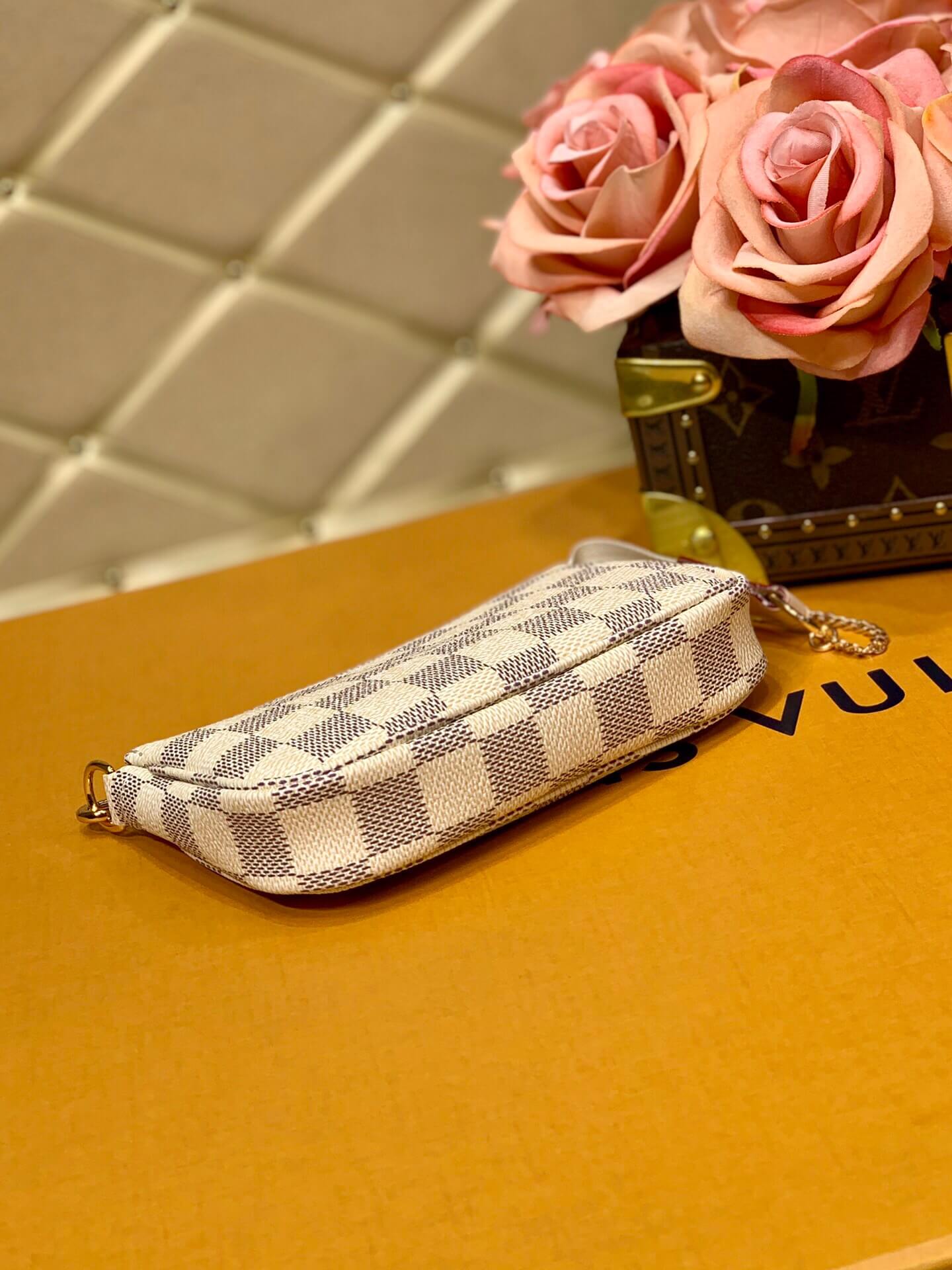 louis-vuitton-mini-pochette-accessoires-damier-azur-canvas-wallets-and-small-leather-goods-N58010-02 louis vuitton mini pochette accessoires damier azur canvas wallets and small leather goods N58010 02