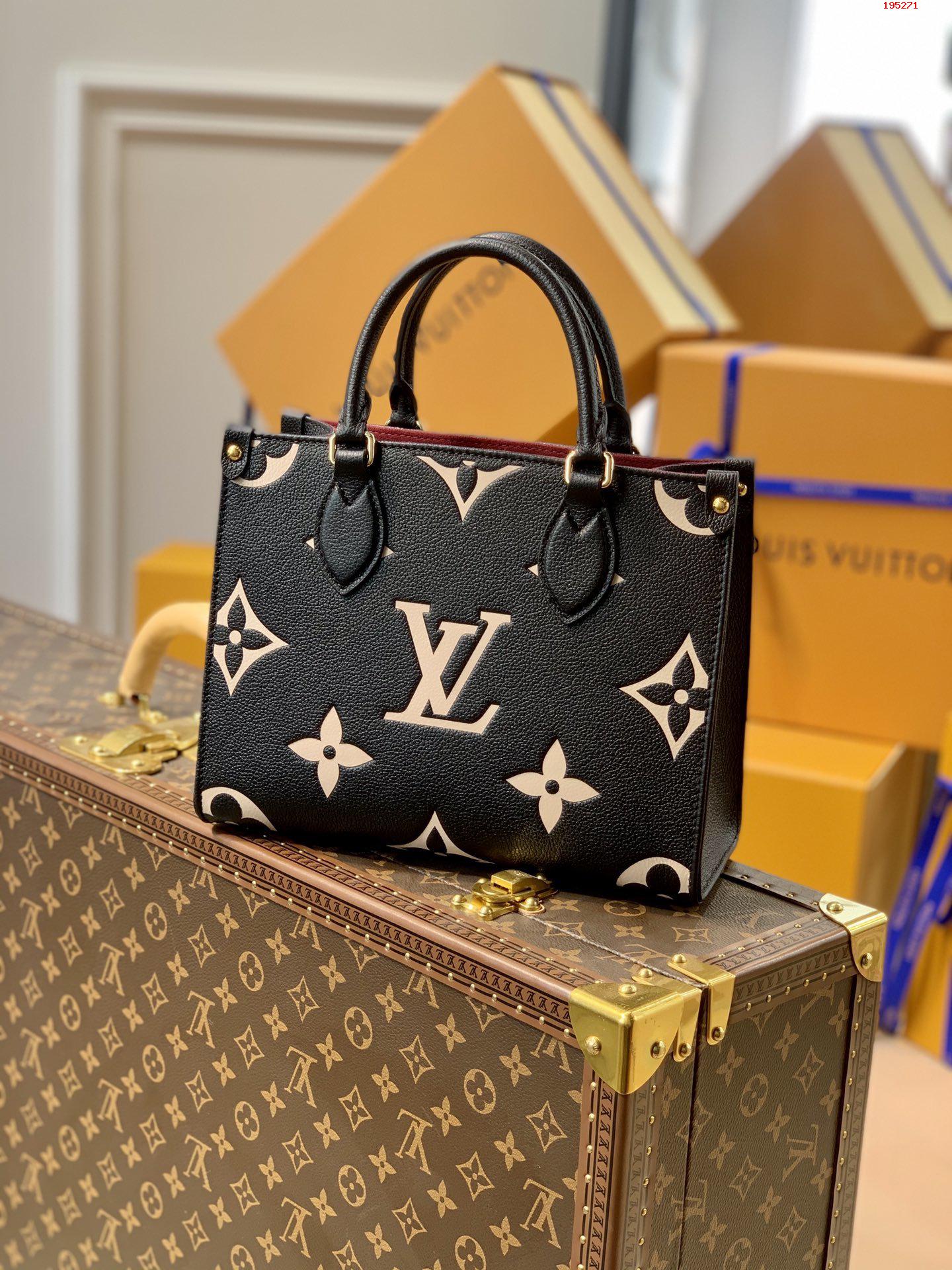 louis-vuitton-onthego-pm-bicolor-monogram-empreinte-leather-handbags-M45659-10 louis vuitton onthego pm bicolor monogram empreinte leather handbags M45659 10