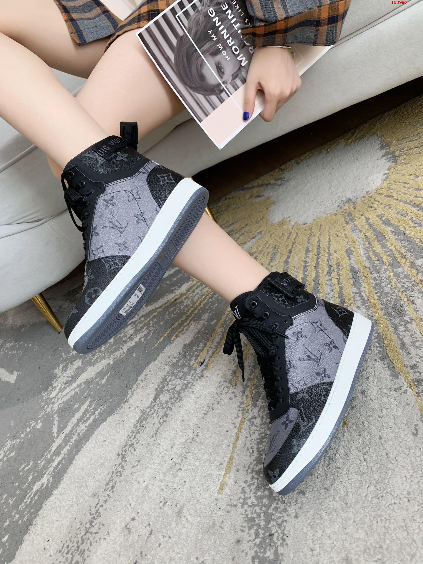 louis-vuitton-rivoli-sneaker-boot-shoes-1A8EAW-07 louis vuitton rivoli sneaker boot shoes 1A8EAW 07