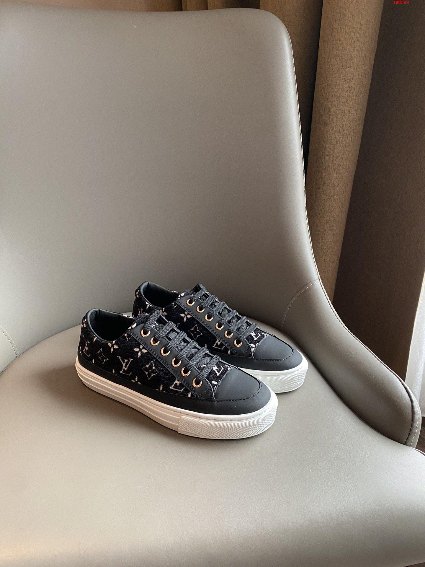 louis-vuitton-stellar-sneaker-shoes-1A9654-02 louis vuitton stellar sneaker shoes 1A9654 02