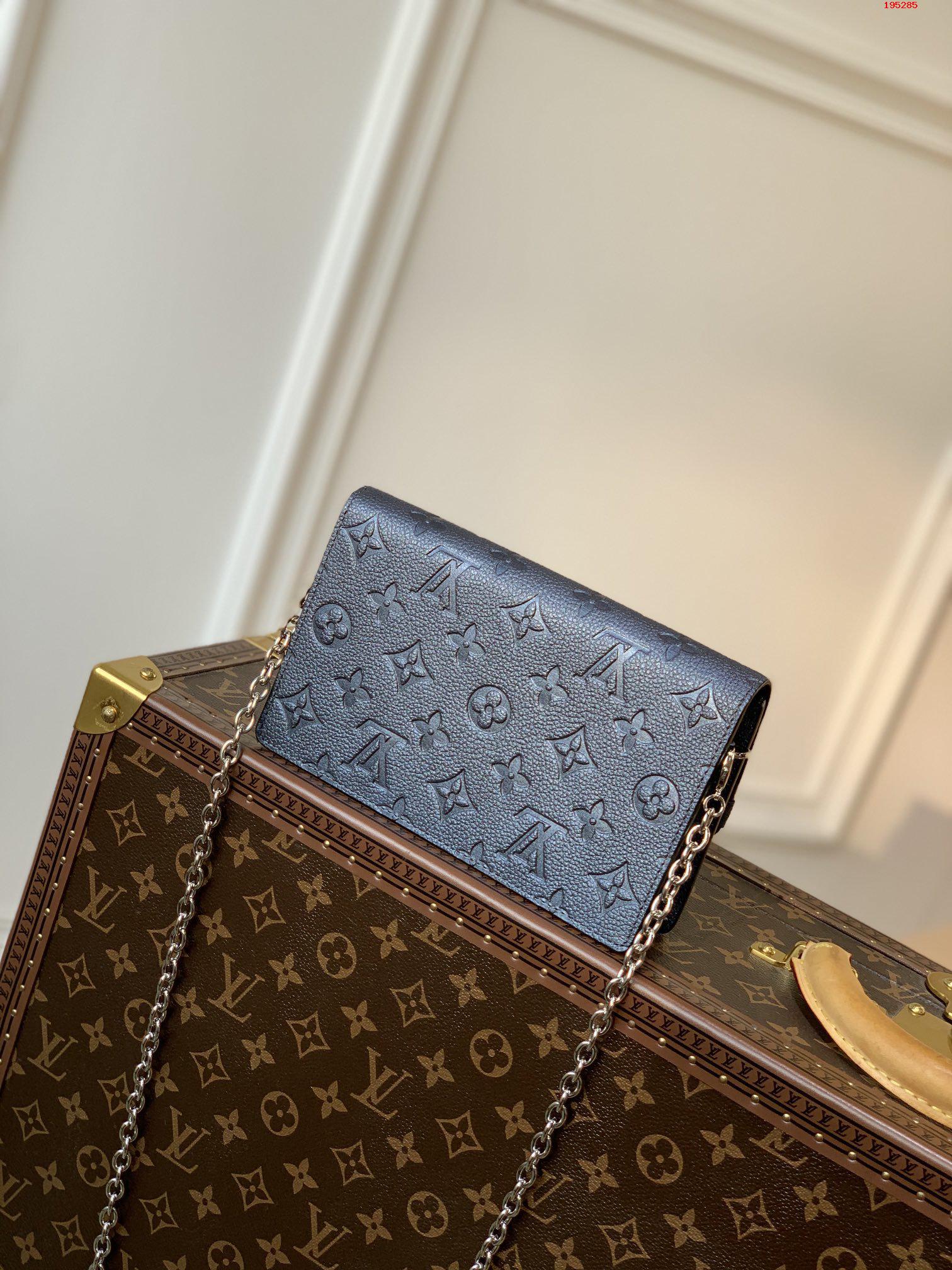 louis-vuitton-vavin-chain-wallet-monogram-empreinte-leather-wallets-and-small-leather-goods-M59077-03 louis vuitton vavin chain wallet monogram empreinte leather wallets and small leather goods M59077 03