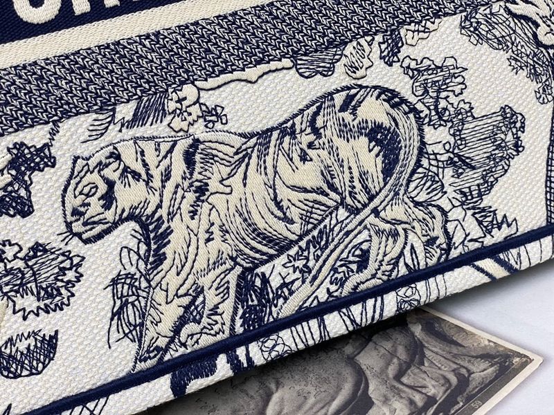 DIOR-SMALL-DIOR-BOOK-TOTE-BLUE-TOILE-DE-JOUY-EMBROIDERY-M1296ZTDT_M808-06 DIOR SMALL DIOR BOOK TOTE BLUE TOILE DE JOUY EMBROIDERY M1296ZTDT M808 06