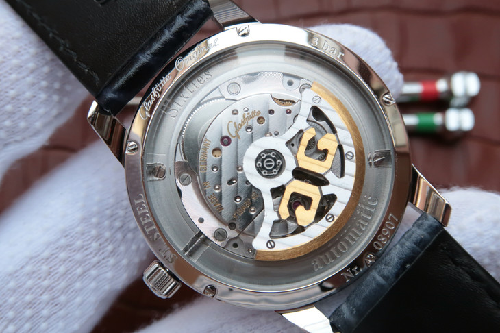 GLASHÜTTE-ORIGINAL-SIXTIES-STAINLESS-STEEL-BLUE1-39-52-06-02-04-08 GLASHUTTE ORIGINAL SIXTIES STAINLESS STEEL BLUE1 39 52 06 02 04 08