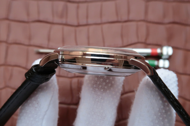 GLASHÜTTE-ORIGINAL-SIXTIES-STAINLESS-STEEL-ICONIC-AQUA-1-39-52-09-02-01-06 GLASHUTTE ORIGINAL SIXTIES STAINLESS STEEL ICONIC AQUA 1 39 52 09 02 01 06