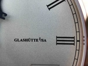 GLASHÜTTE ORIGINAL SENATOR PANORAMA DATE MOON PHASE RED GOLD SILVER 100 04 32 15 04 07