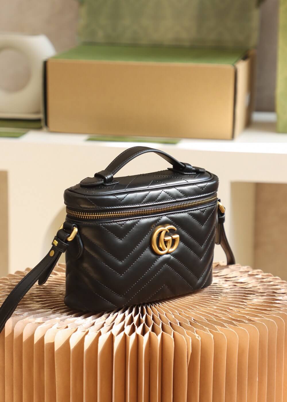 GUCCI-GG-MARMONT-MINI-BAG-BLACK-672253-DTDHT-1000-05 GUCCI GG MARMONT MINI BAG BLACK 672253 DTDHT 1000 05