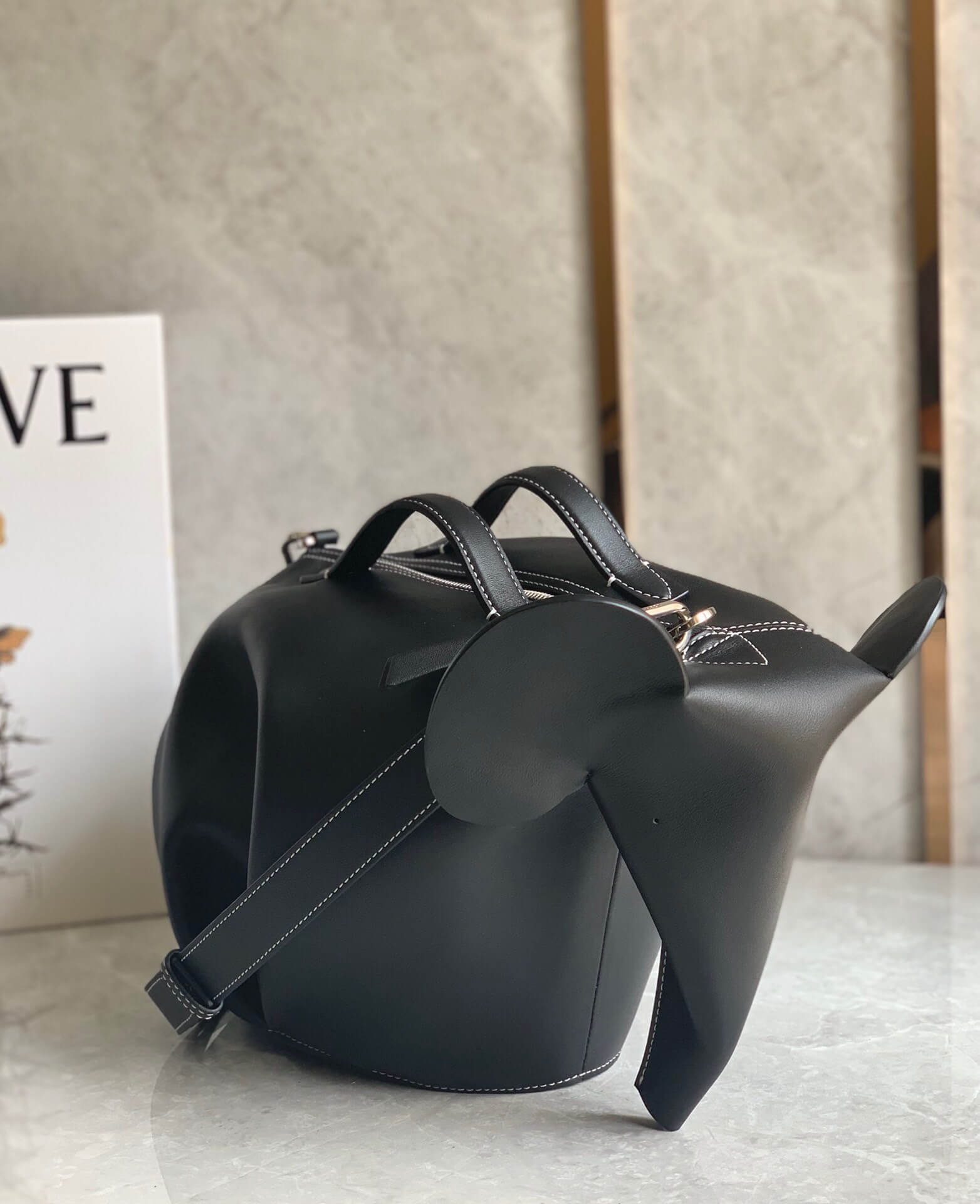 LOEWE-LARGE-ELEPHANT-BAG-IN-CLASSIC-CALFSKIN-BLACK-0010492676-01 LOEWE LARGE ELEPHANT BAG IN CLASSIC CALFSKIN BLACK 0010492676 01
