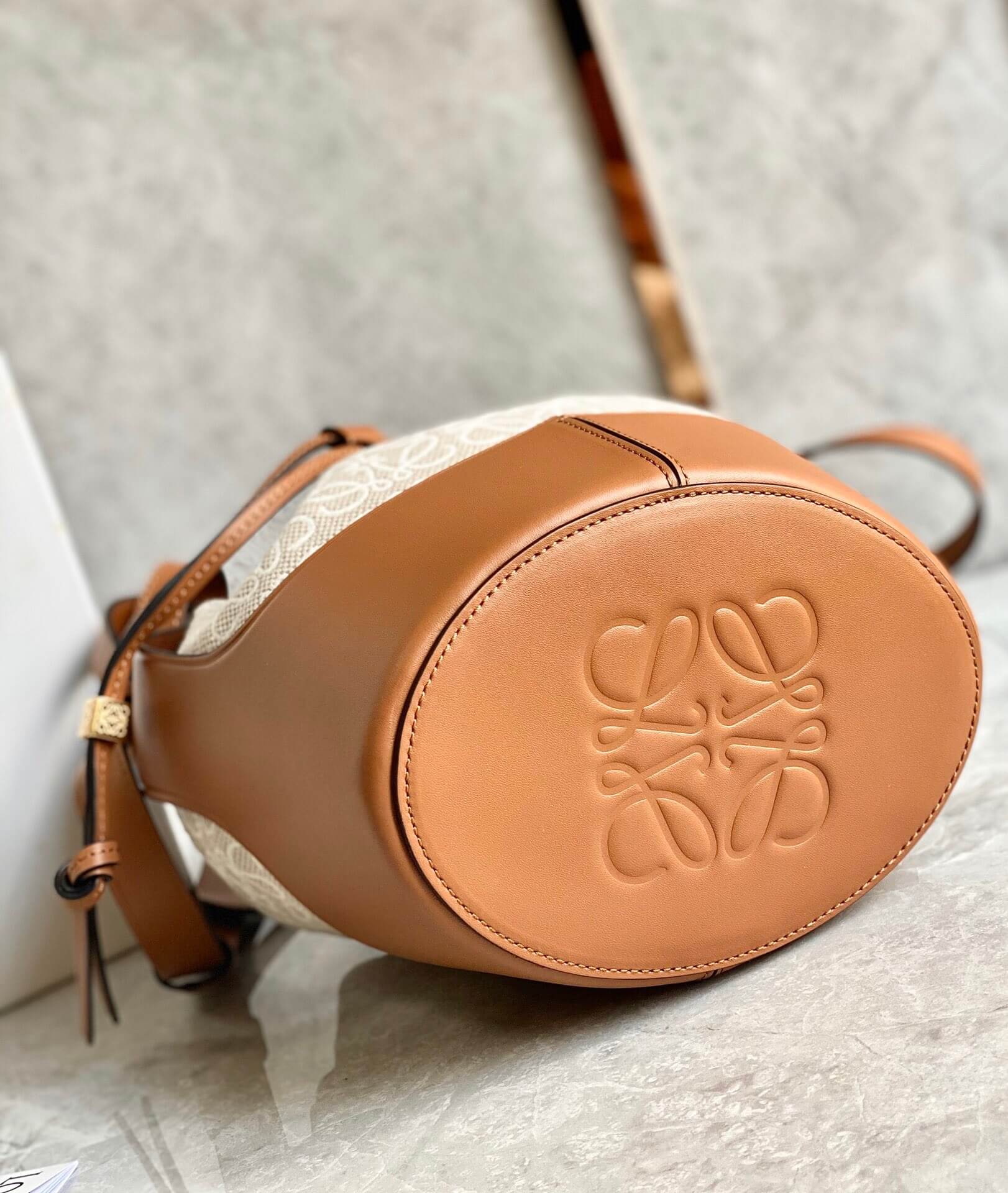 LOEWE-SMALL-BALLOON-BAG-IN-ANAGRAM-JACQUARD-AND-CALFSKIN-ECRU-TAN-A710C31X41-03 LOEWE SMALL BALLOON BAG IN ANAGRAM JACQUARD AND CALFSKIN ECRU TAN A710C31X41 03