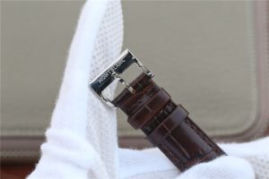 MONTBLANC HERITAGE SPIRIT DATE AUTOMATIC 39MM TWO TONE 111624 014