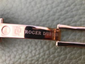 ROGER DUBUIS TOURBILLON PINK GOLD GUILLOCHE MOVEMENT RDDBHO0571 019