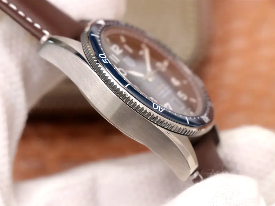 TAG-HEUER-AUTAVIA-CALIBRE-5-STAINLESS-STEEL-BLUE-LEATHER-WBE5116.FC8266-07 TAG HEUER AUTAVIA CALIBRE 5 STAINLESS STEEL BLUE LEATHER WBE5116.FC8266 07