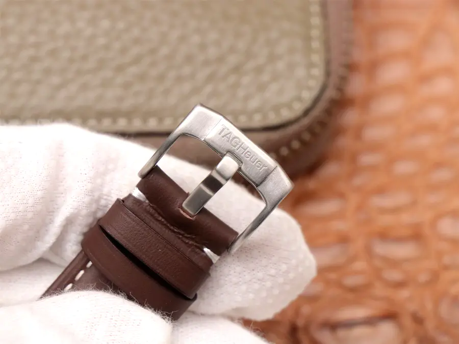 TAG-HEUER-AUTAVIA-CALIBRE-5-STAINLESS-STEEL-BLUE-LEATHER-WBE5116.FC8266-09 TAG HEUER AUTAVIA CALIBRE 5 STAINLESS STEEL BLUE LEATHER WBE5116.FC8266 09