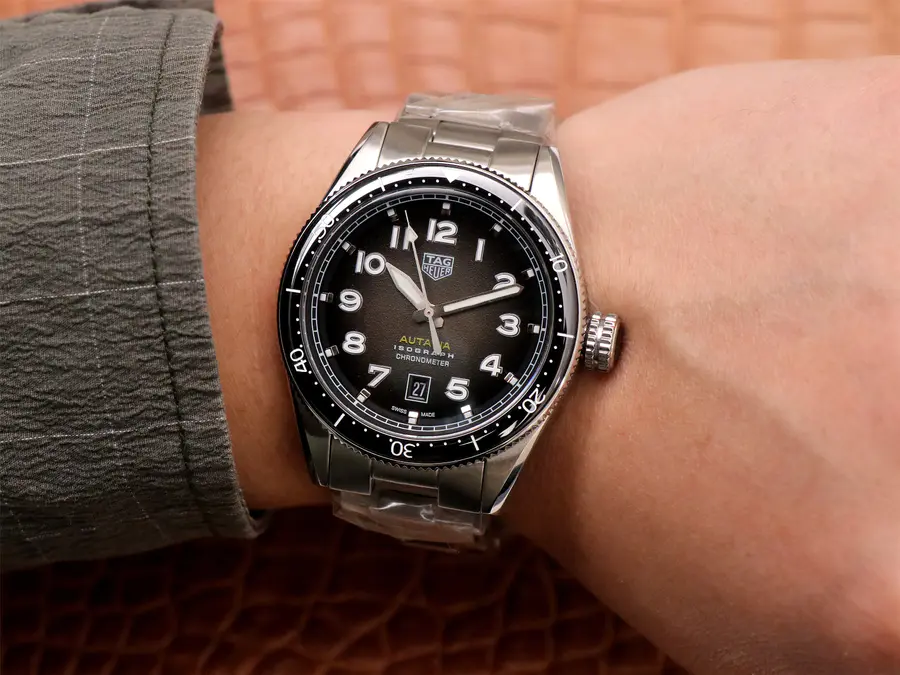 TAG-HEUER-AUTAVIA-CALIBRE-STAINLESS-STEEL-BLACK-WBE5114.EB0173-0011 TAG HEUER AUTAVIA CALIBRE STAINLESS STEEL BLACK WBE5114.EB0173 0011