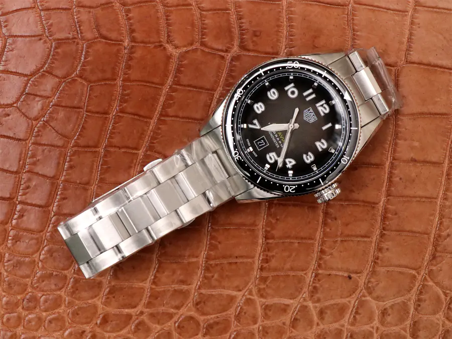 TAG-HEUER-AUTAVIA-CALIBRE-STAINLESS-STEEL-BLACK-WBE5114.EB0173-0012 TAG HEUER AUTAVIA CALIBRE STAINLESS STEEL BLACK WBE5114.EB0173 0012