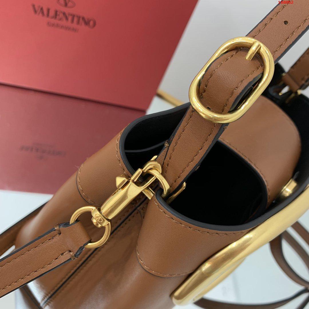 VALENTINO-SUPERVEE-CALFSKIN-HANDBAG-BROWN-WW2B0J74ZXLHG5-05 VALENTINO SUPERVEE CALFSKIN HANDBAG BROWN WW2B0J74ZXLHG5 05