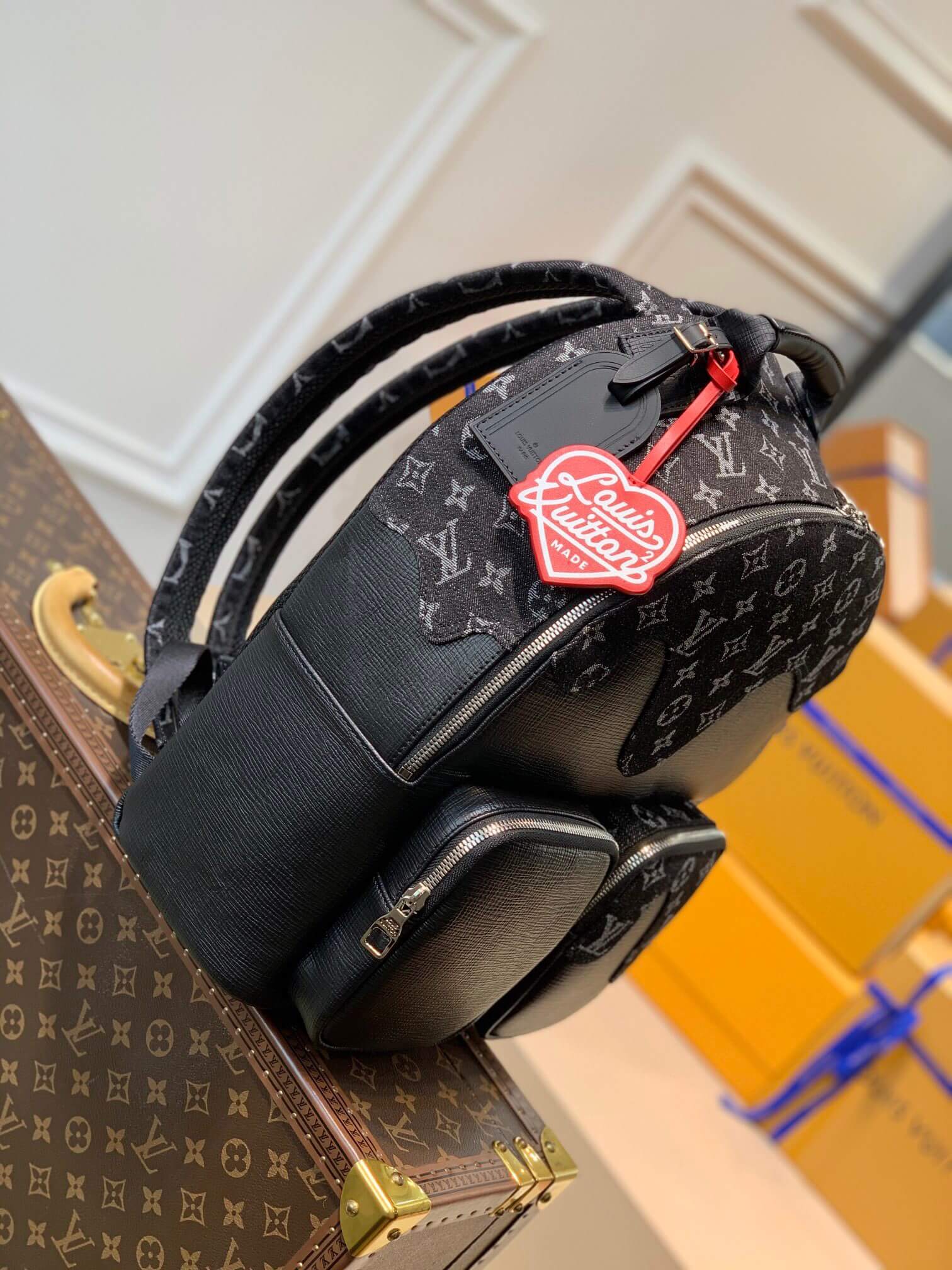 louis-vuitton-backpack-multipocket-other-leathers-bags-M45973-02 louis vuitton backpack multipocket other leathers bags M45973 02