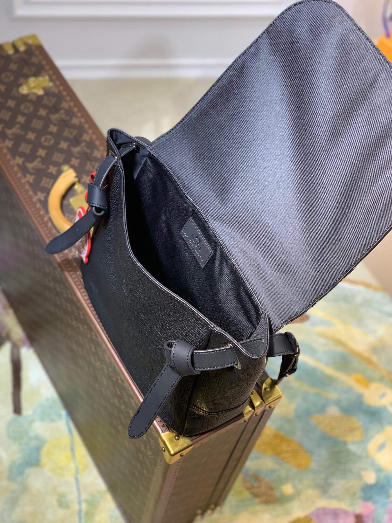 louis-vuitton-besace-tokyo-other-leathers-bags-M45971-08 louis vuitton besace tokyo other leathers bags M45971 08